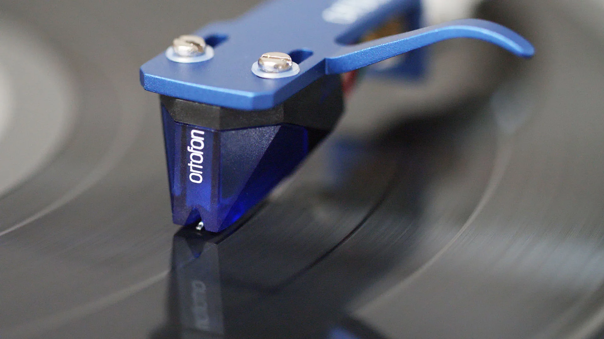 Ortofon 2M Blue Moving Magnet Cartridge - Image 4