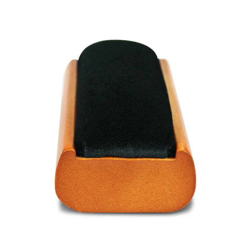 Record Brush with Wooden Handle and a Velvet pad - Image 2