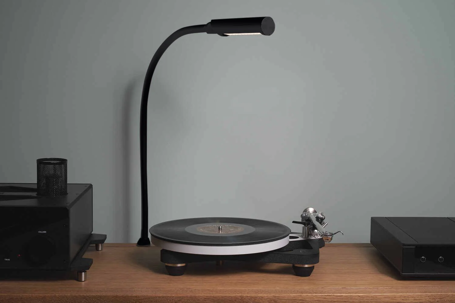 UberLight™ – Audiophile Turntable Task Light